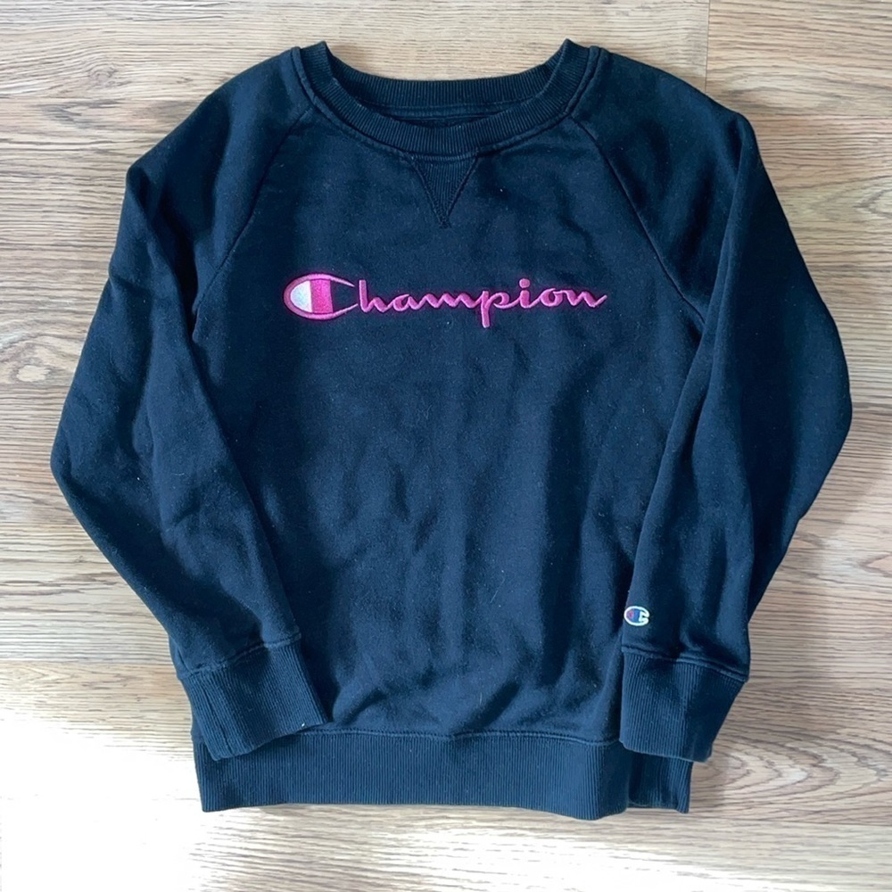 Champion crewneck sweatshirt. Girls size medium - Picture 1 of 5
